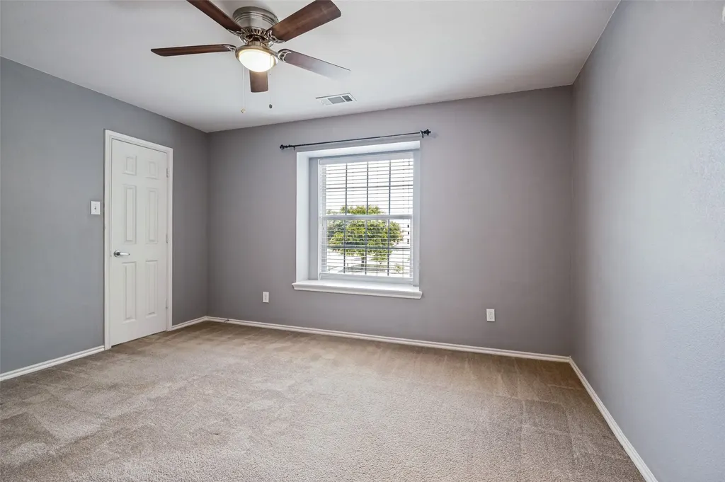 3127 S Camino Lagos Grand Prairie TX 75054