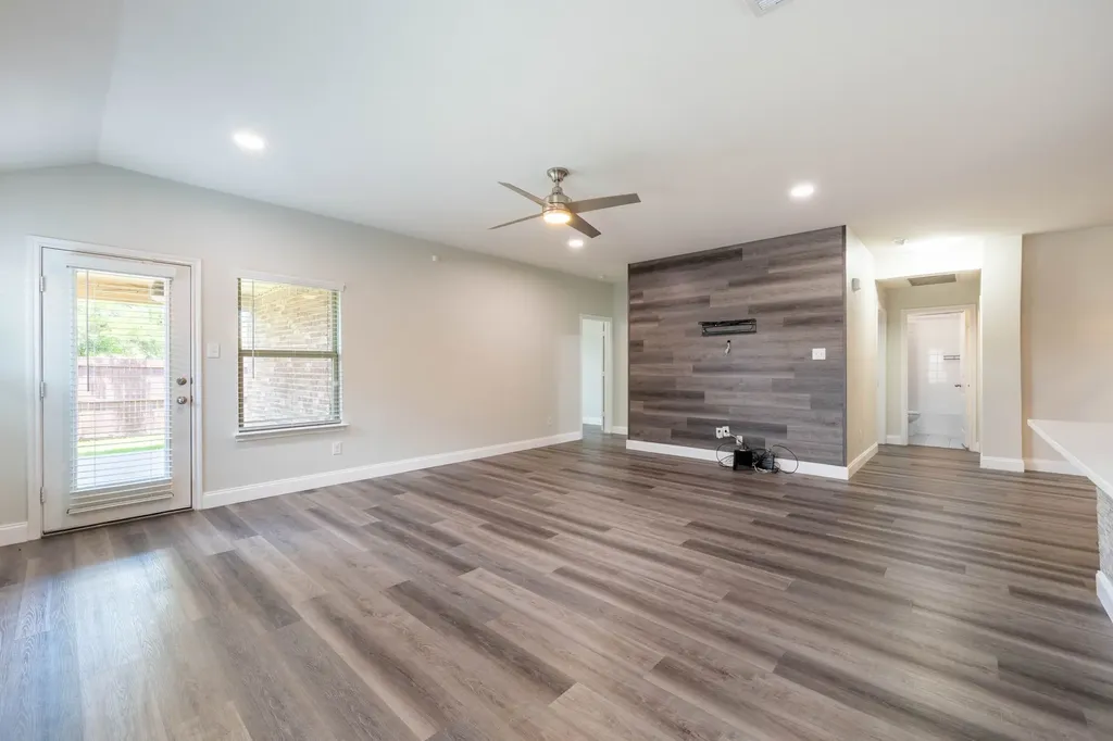 2254 Bryant Lane Fate TX 75189