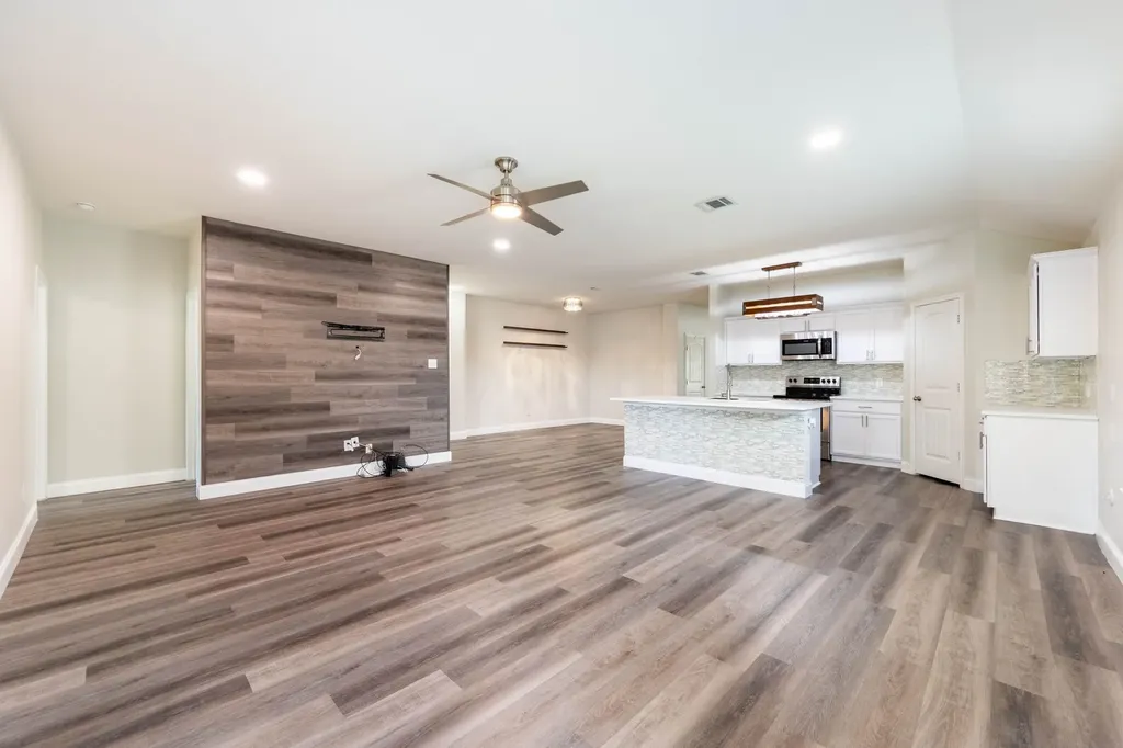 2254 Bryant Lane Fate TX 75189