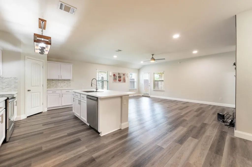 2254 Bryant Lane Fate TX 75189