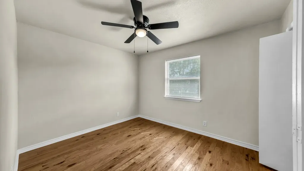 3905 Mountain Vista Drive Granbury TX 76048