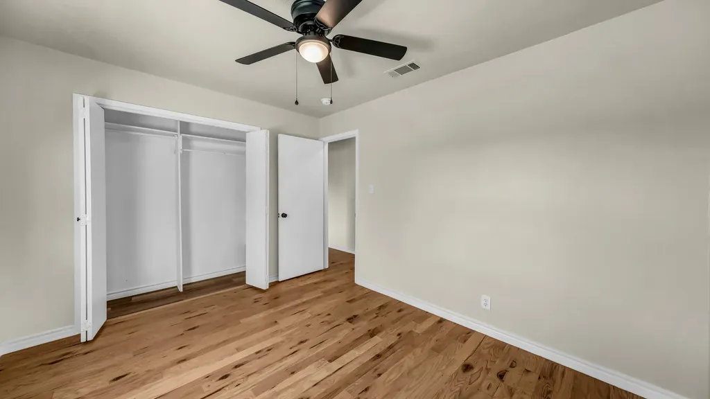 3905 Mountain Vista Drive Granbury TX 76048