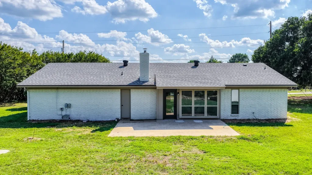 3905 Mountain Vista Drive Granbury TX 76048
