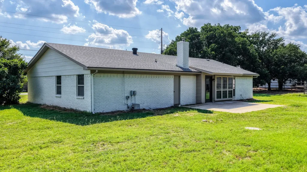 3905 Mountain Vista Drive Granbury TX 76048