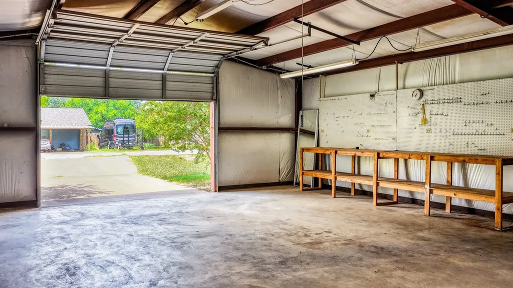 3905 Mountain Vista Drive Granbury TX 76048