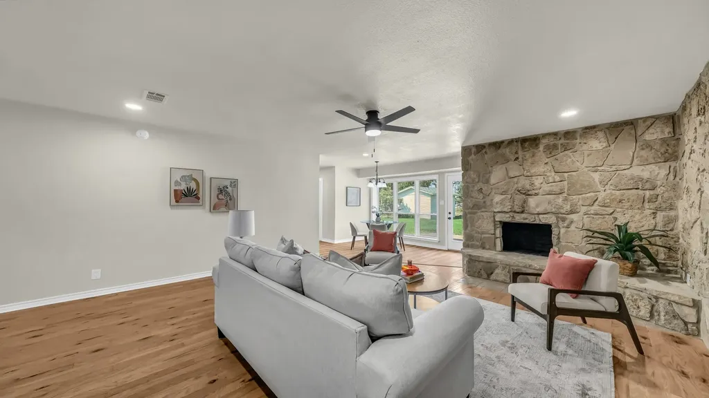 3905 Mountain Vista Drive Granbury TX 76048