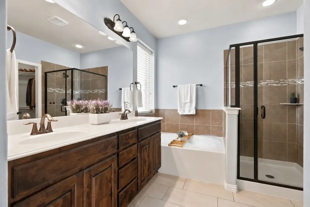 800 Kirby Drive Lantana TX 76226