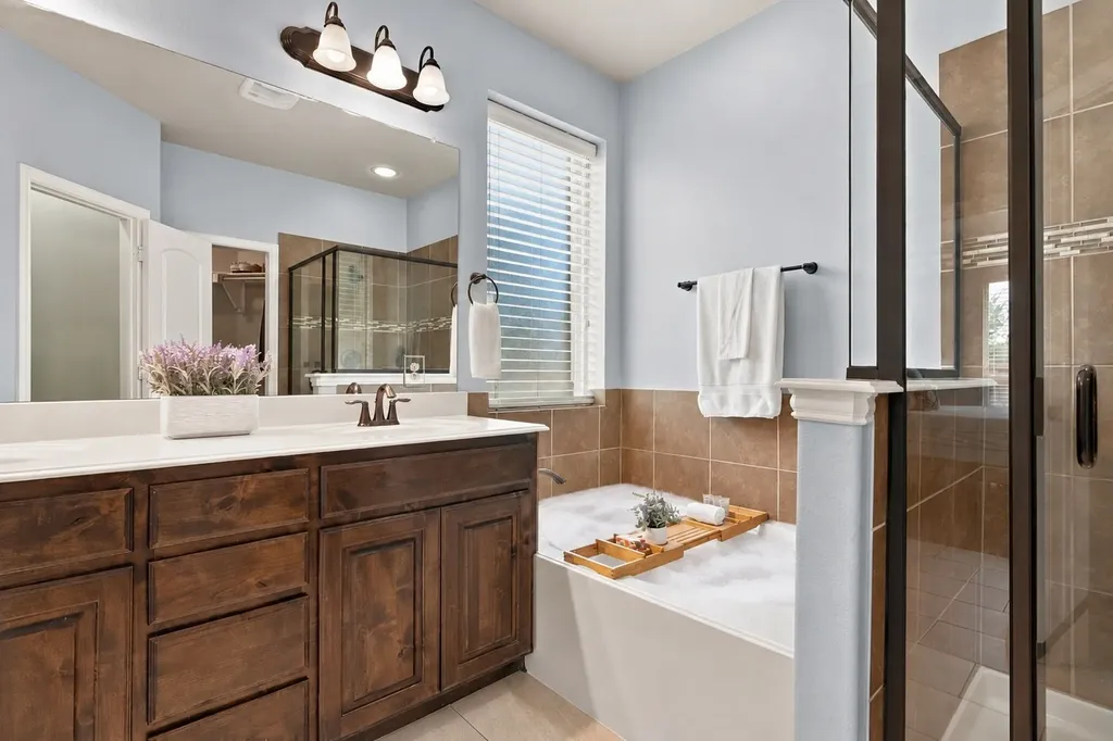 800 Kirby Drive Lantana TX 76226
