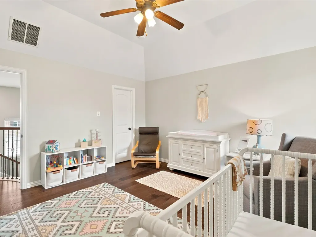 800 Kirby Drive Lantana TX 76226