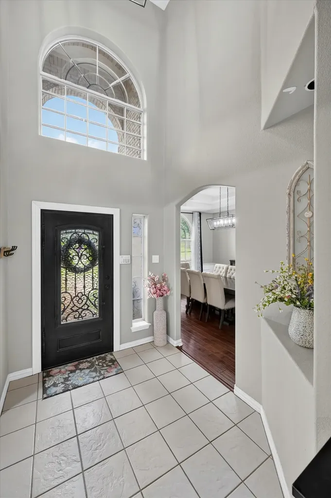 851 Bridle Path Burleson TX 76028