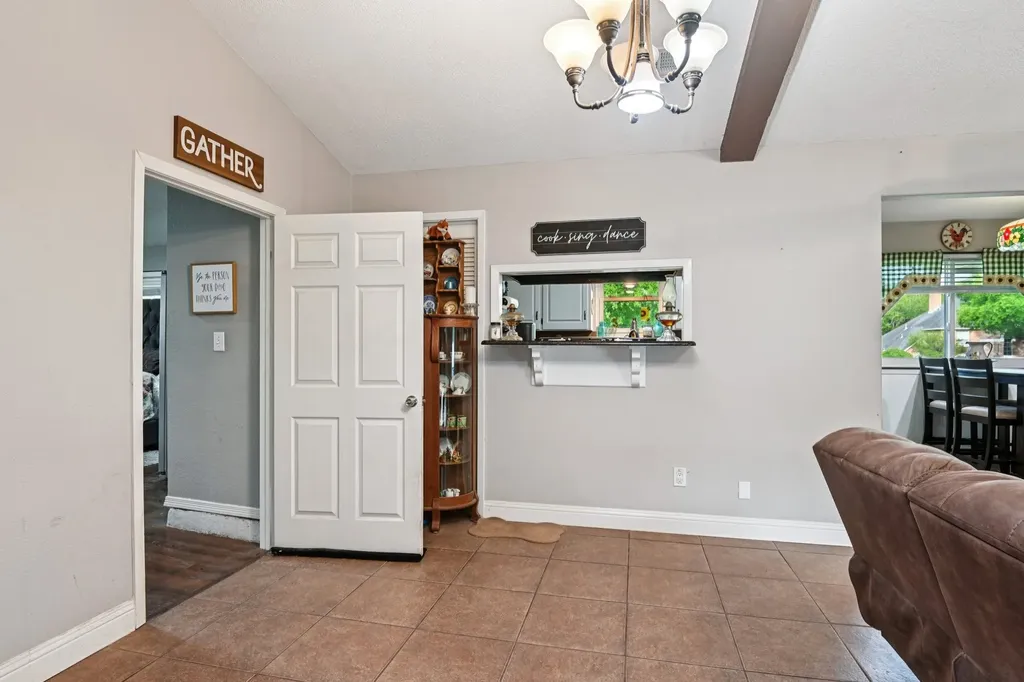 305 Cockrell Hill Road Ovilla TX 75154
