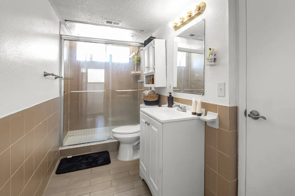 4414 Westminster Drive Irving TX 75038
