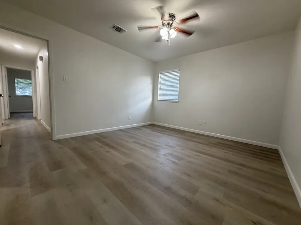 421 Smith Avenue Everman TX 76140