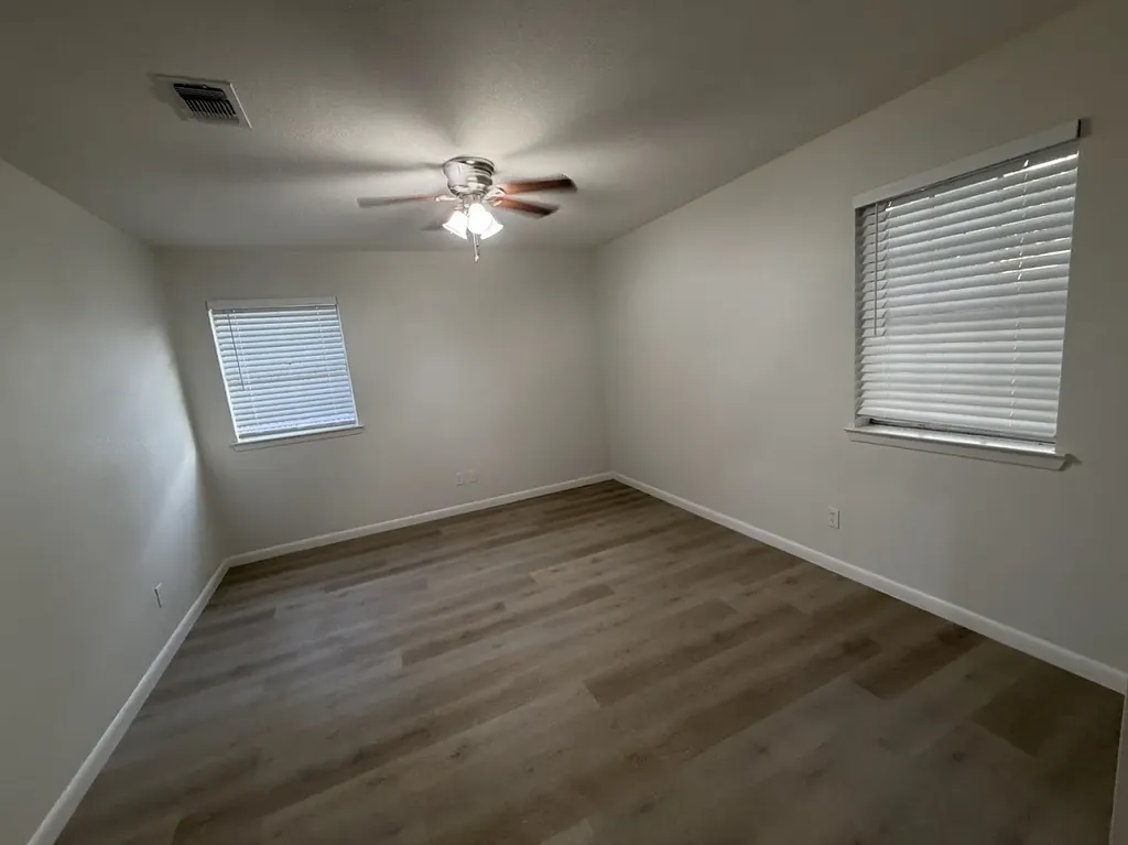 421 Smith Avenue Everman TX 76140