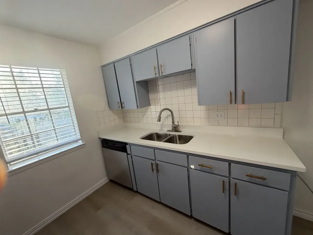 421 Smith Avenue Everman TX 76140