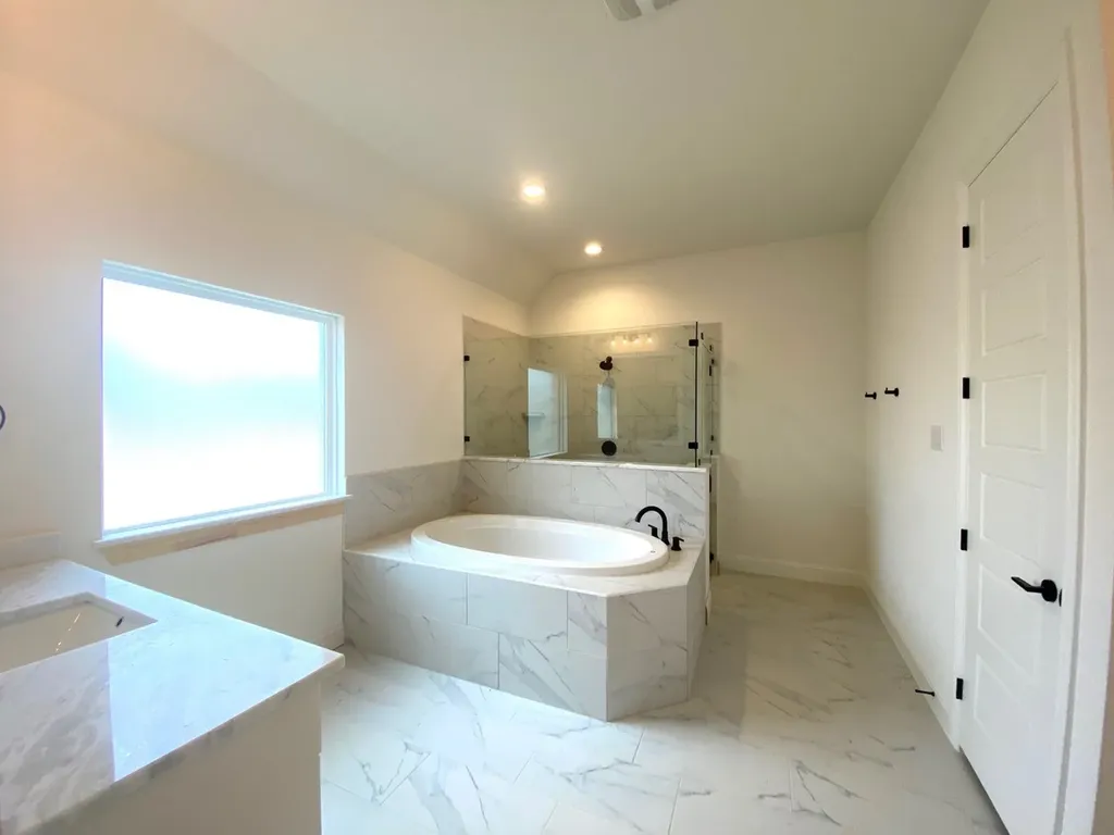 2284 Erwin Road Poolville TX 76487