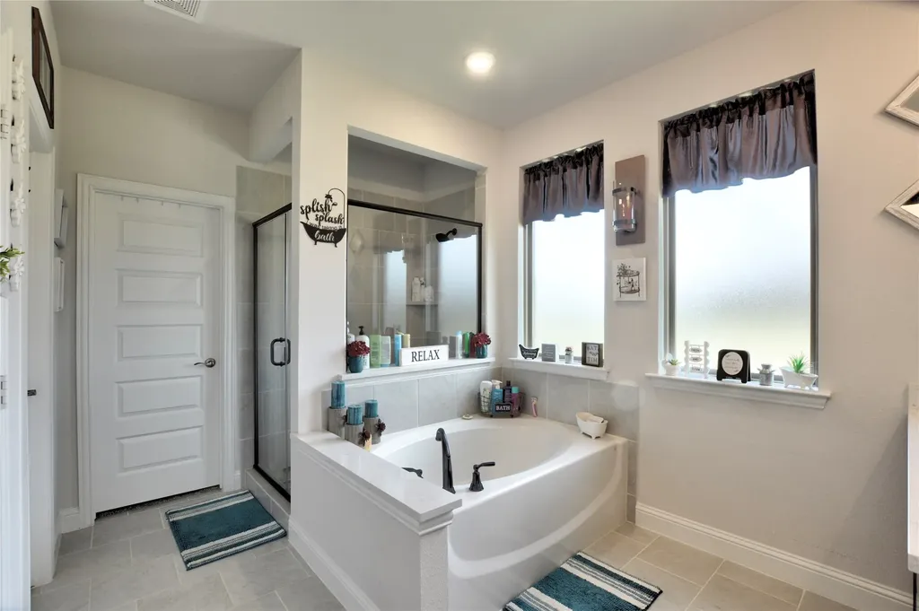 1917 Daybreak Drive Venus TX 76009