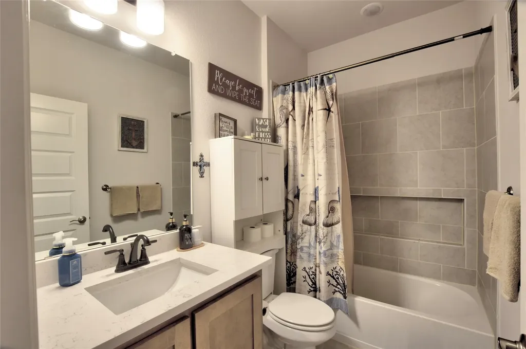 1917 Daybreak Drive Venus TX 76009