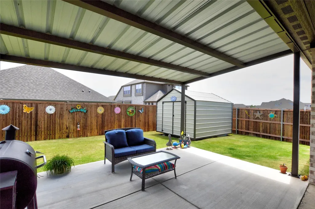 1917 Daybreak Drive Venus TX 76009