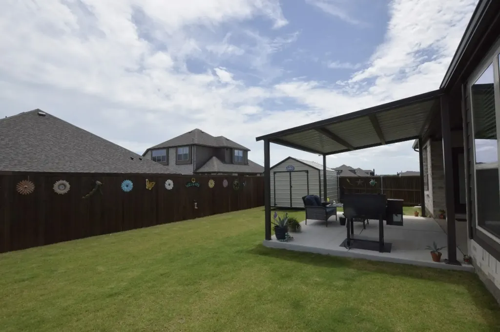 1917 Daybreak Drive Venus TX 76009
