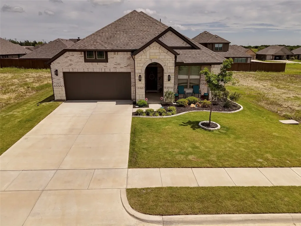 1917 Daybreak Drive Venus TX 76009
