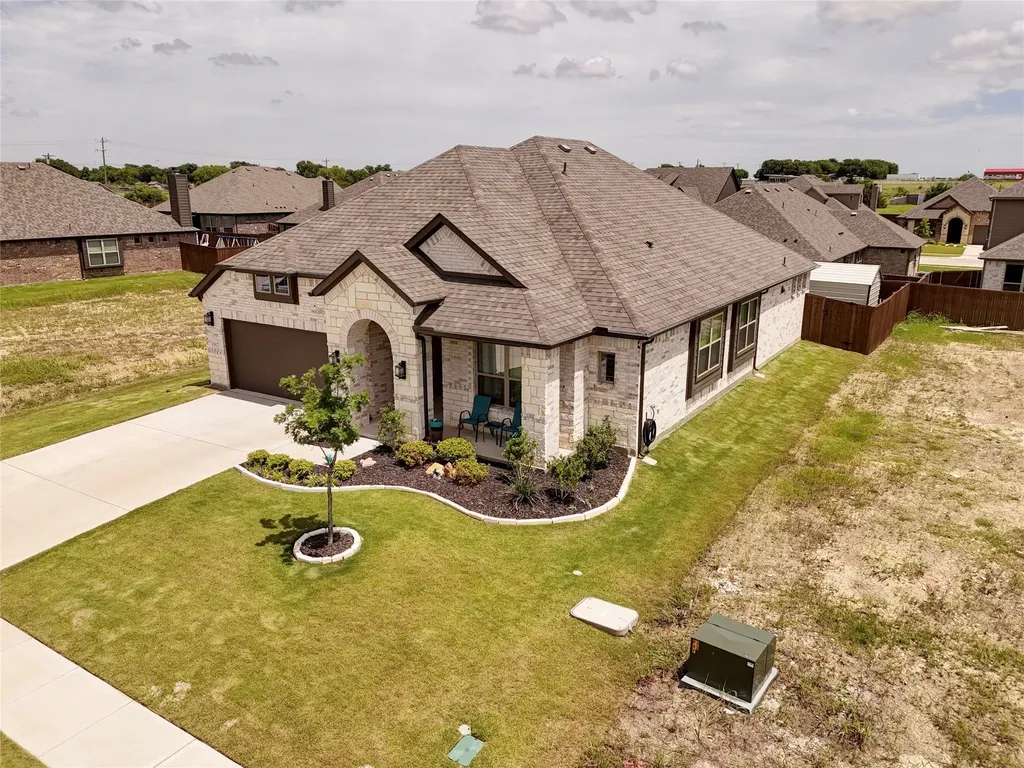 1917 Daybreak Drive Venus TX 76009