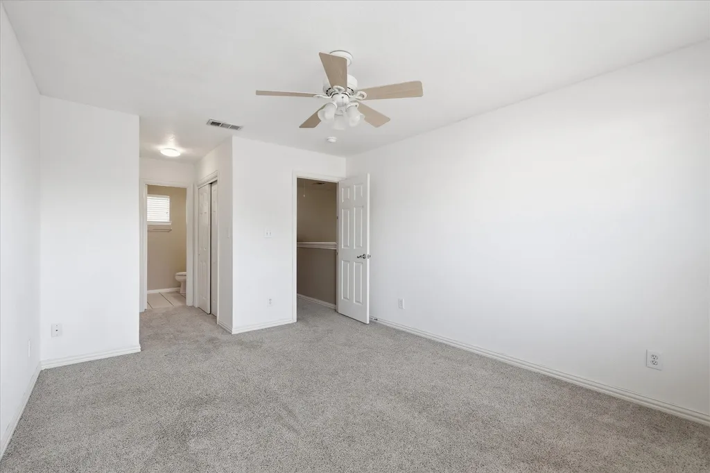 932 Avondale Lane Plano TX 75025
