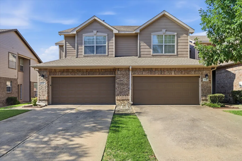 932 Avondale Lane Plano TX 75025
