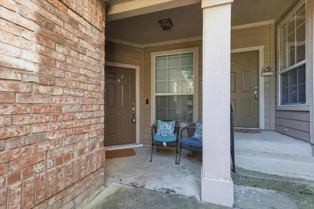 932 Avondale Lane Plano TX 75025