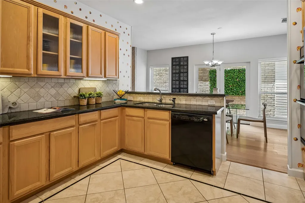 5829 Preston Valley Drive Dallas TX 75240