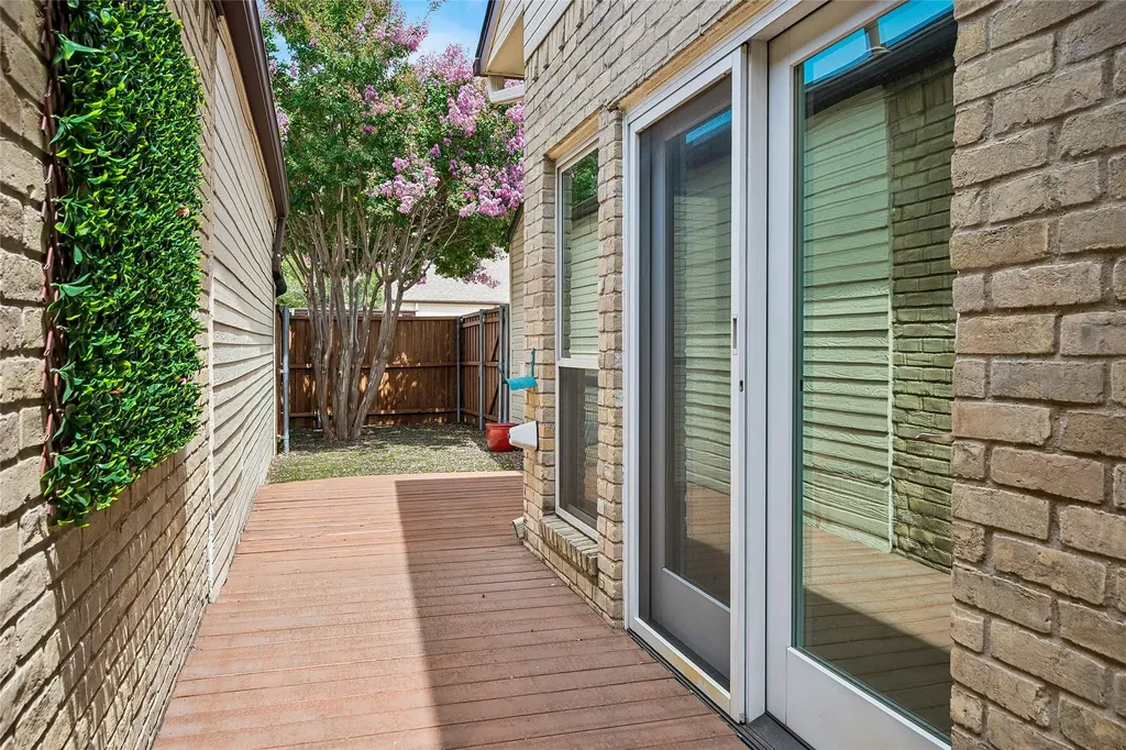 5829 Preston Valley Drive Dallas TX 75240