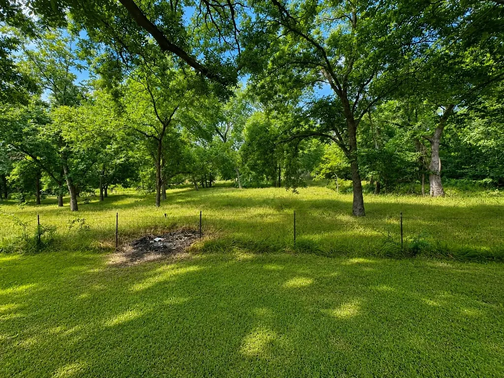 18589 Fm 1565 Terrell TX 75160