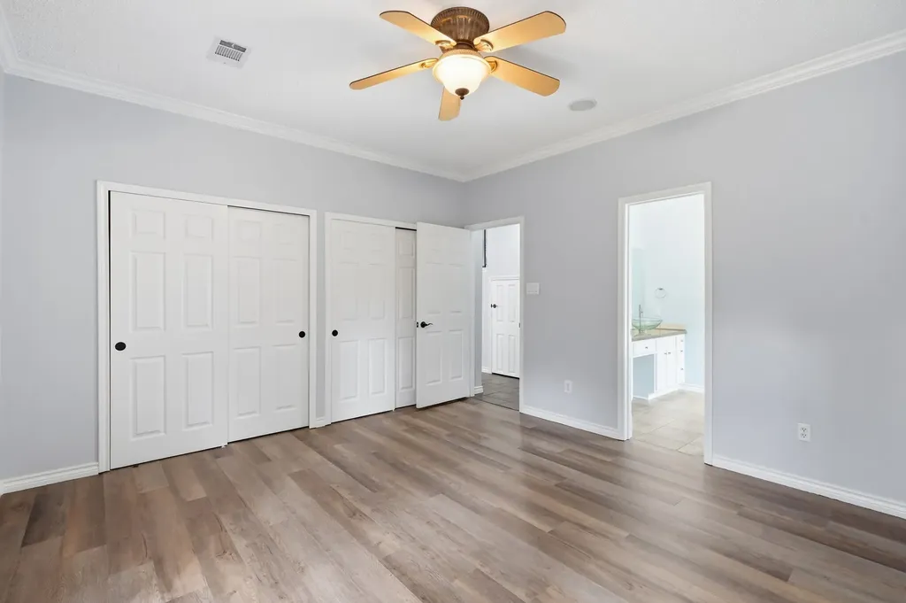 3517 Paint Brush Lane Bedford TX 76021