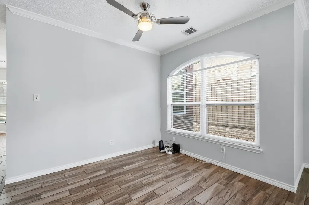 3517 Paint Brush Lane Bedford TX 76021
