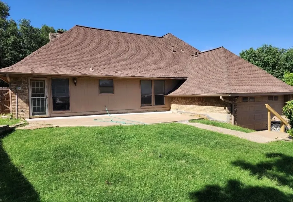2001 Birchwood Lane Grand Prairie TX 75050