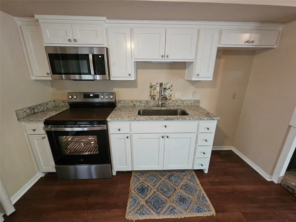 197 Holly Hill Circle Holly Lake Ranch TX 75765