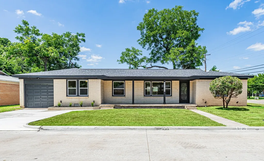 5700 Tracyne Drive Westworth Village TX 76114