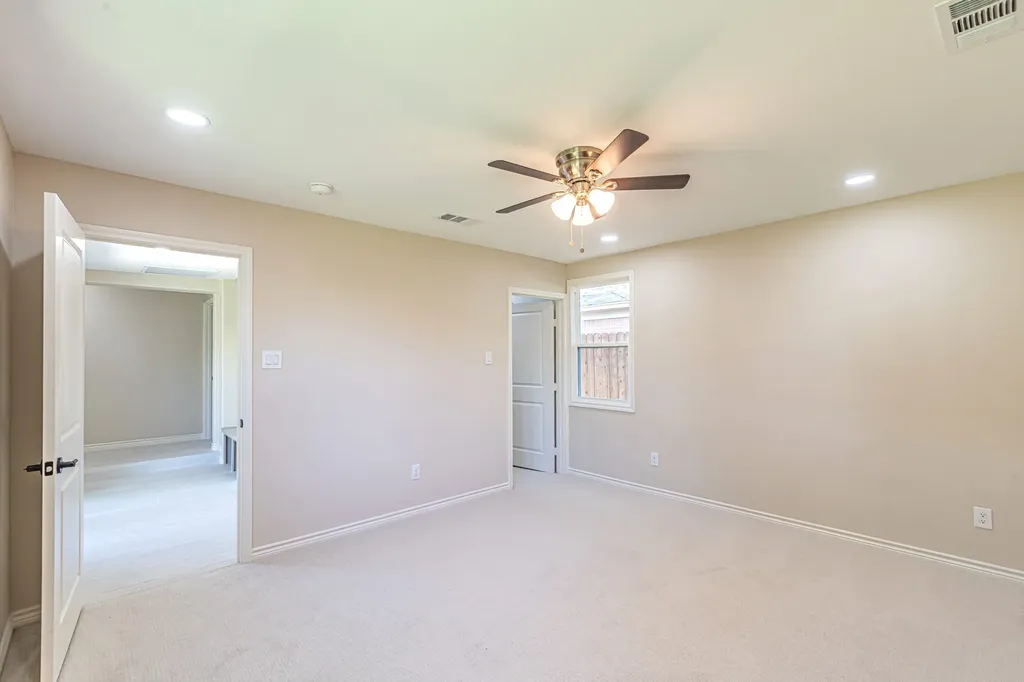 5700 Tracyne Drive Westworth Village TX 76114