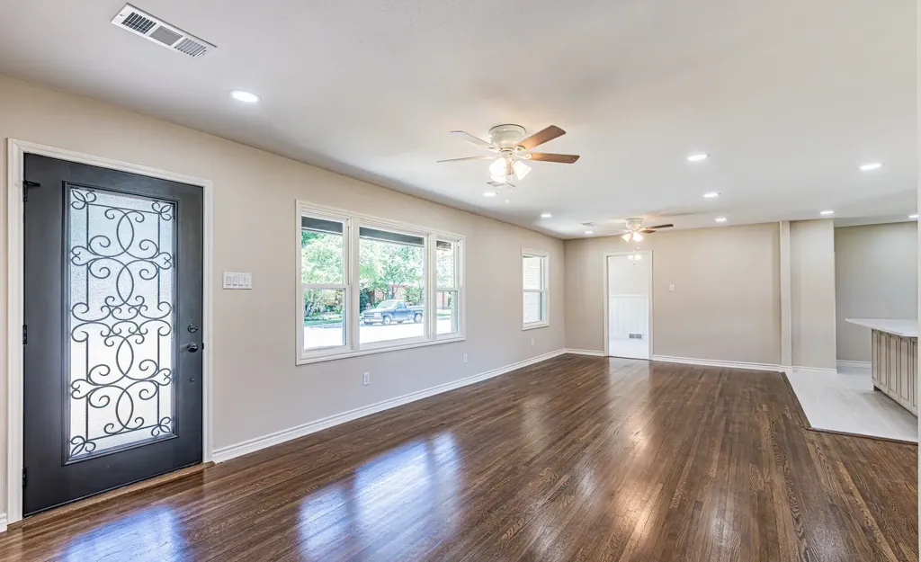 5700 Tracyne Drive Westworth Village TX 76114