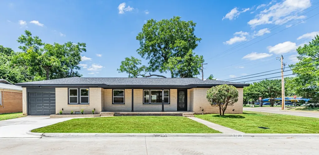 5700 Tracyne Drive Westworth Village TX 76114