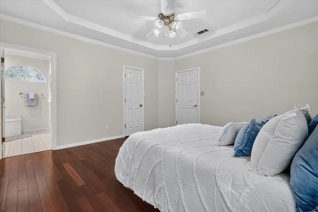 5424 Emerald Park Boulevard Arlington TX 76017