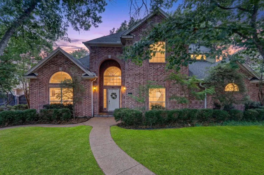 5424 Emerald Park Boulevard Arlington TX 76017