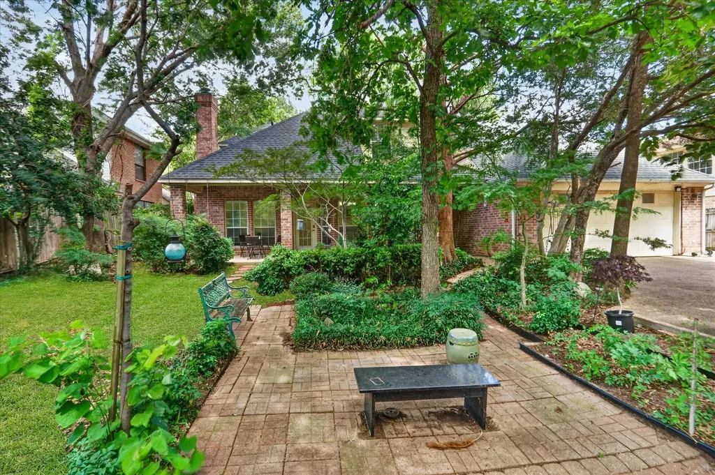 5424 Emerald Park Boulevard Arlington TX 76017