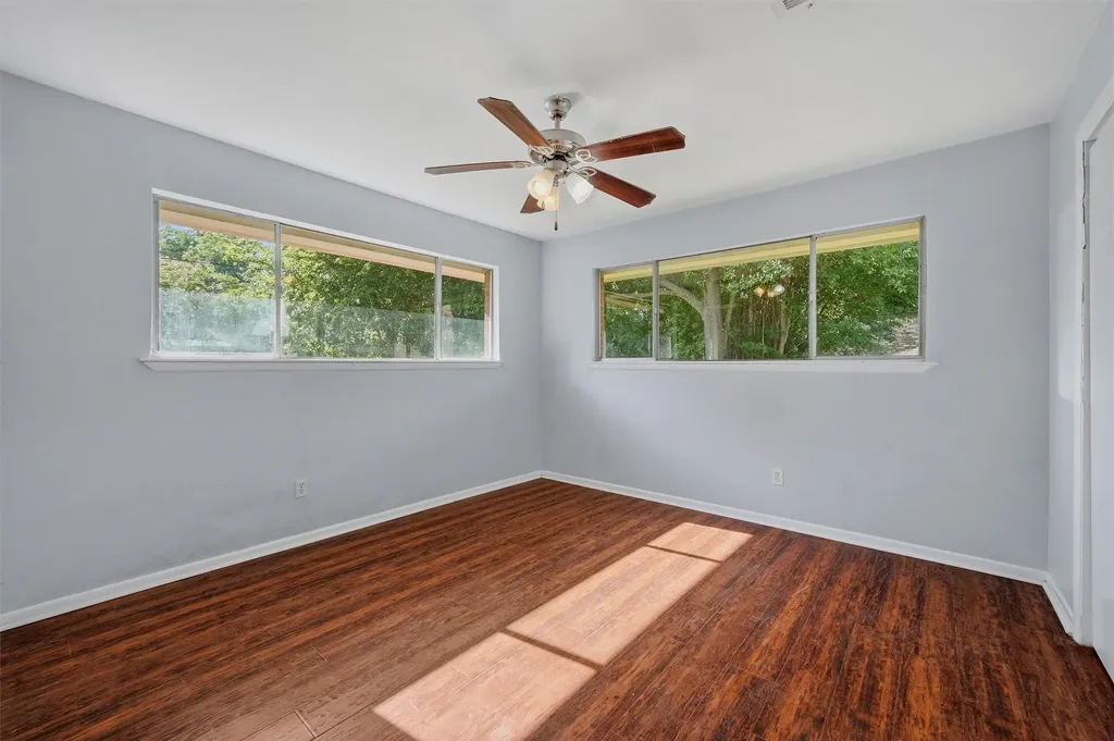 901 Maple Street Howe TX 75459