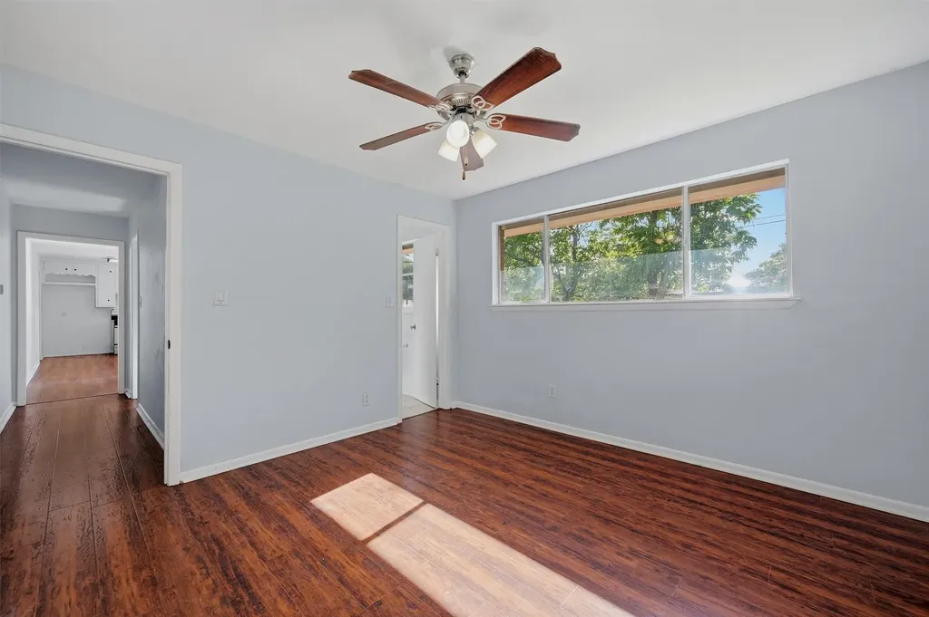 901 Maple Street Howe TX 75459