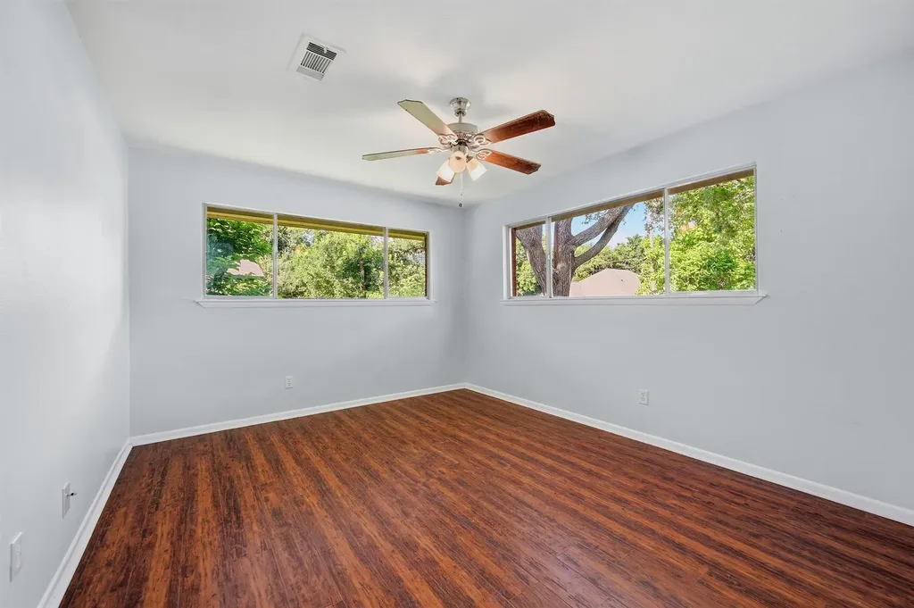 901 Maple Street Howe TX 75459