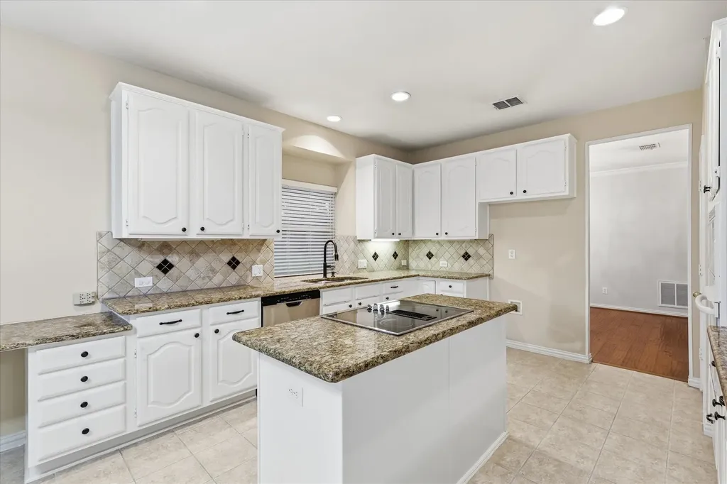 727 Willow Ridge Court Coppell TX 75019