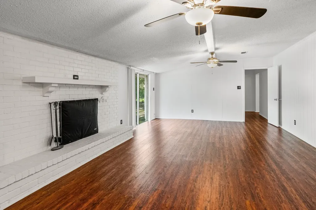 1050 W Dallas Avenue Cooper TX 75432