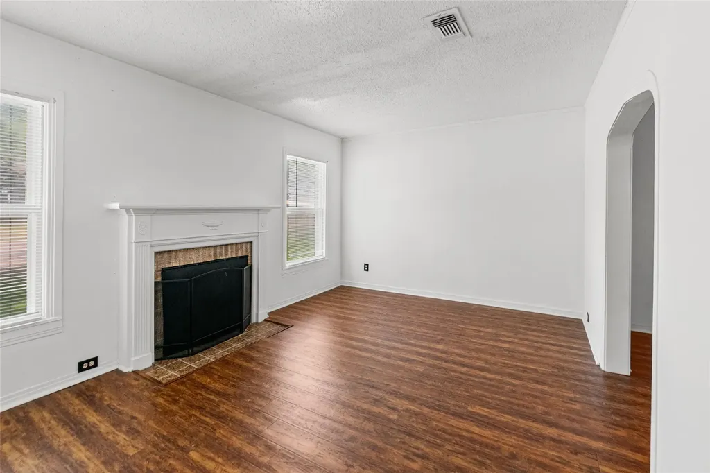 1050 W Dallas Avenue Cooper TX 75432