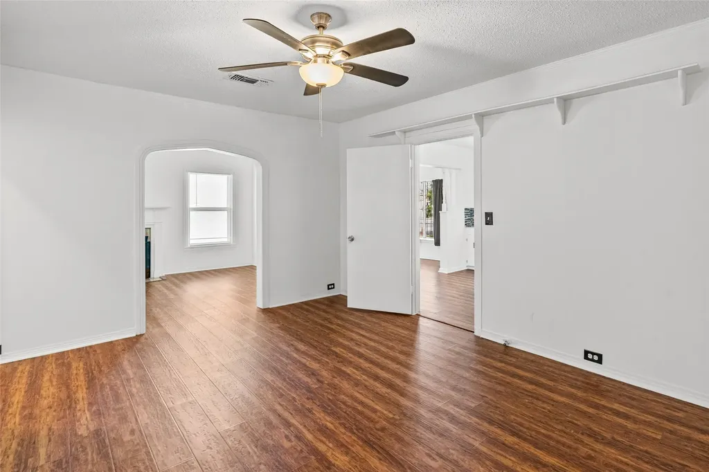 1050 W Dallas Avenue Cooper TX 75432